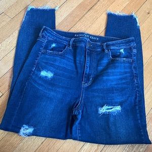AMERICAN EAGLE Medium Dark Wash Distressed Skinny Jeans - Size 16